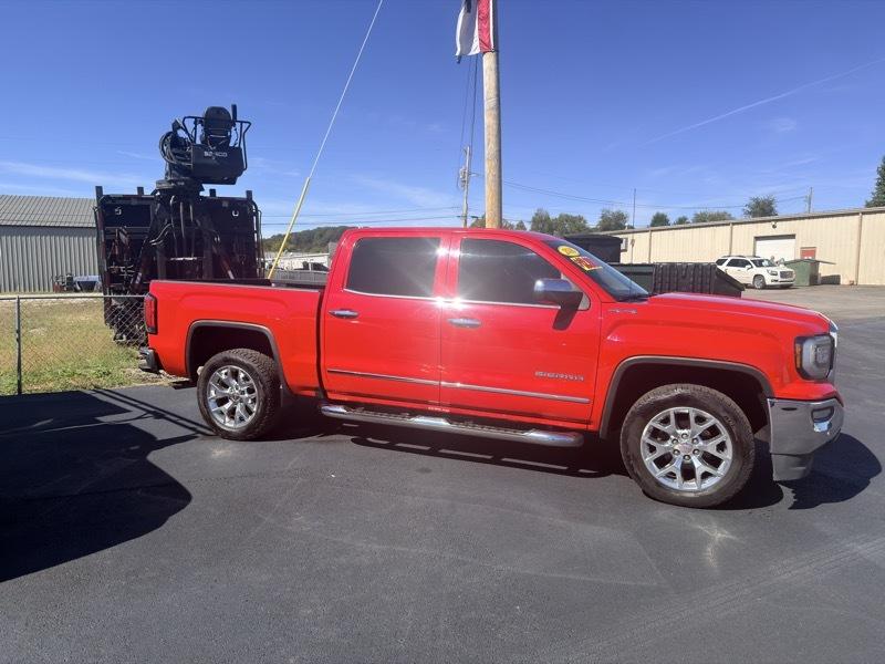 GMC Sierra 1500 4WD Crew Cab 143.5" SLT 2016