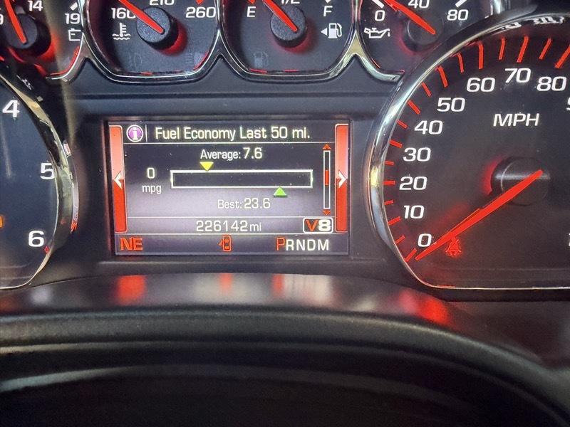 GMC Sierra 1500 4WD Crew Cab 143.5" SLT 2016