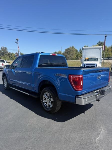 Ford F-150 4WD SuperCrew 139" XLT 2021