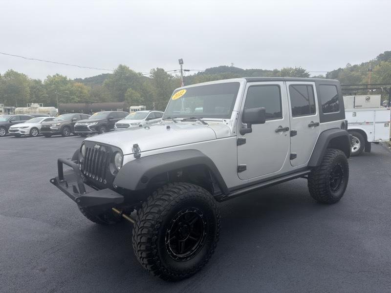 Jeep Wrangler Unlimited Sahara 4WD 2012