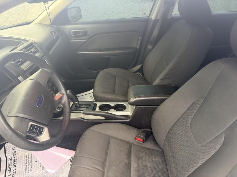 Ford Fusion SE 2012
