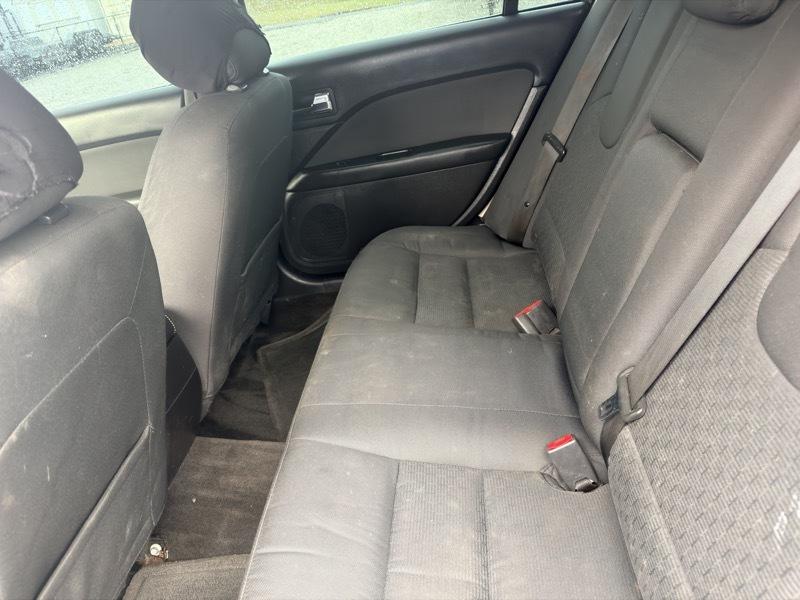 Ford Fusion SE 2012