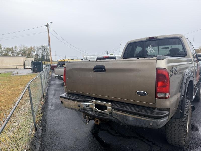 Ford F-250 SD XL SuperCab 4WD 2002