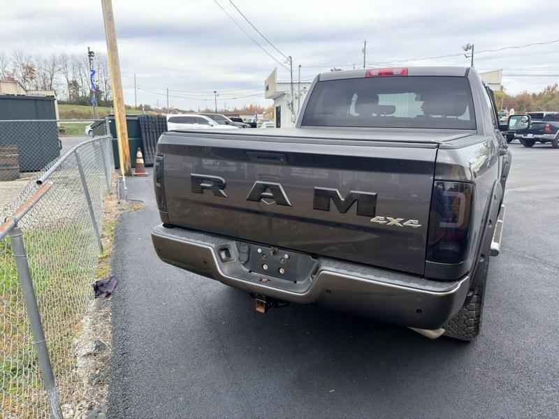 RAM 1500 Tradesman Crew Cab SWB 4WD 2017