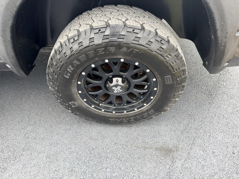 RAM 1500 Tradesman Crew Cab SWB 4WD 2017