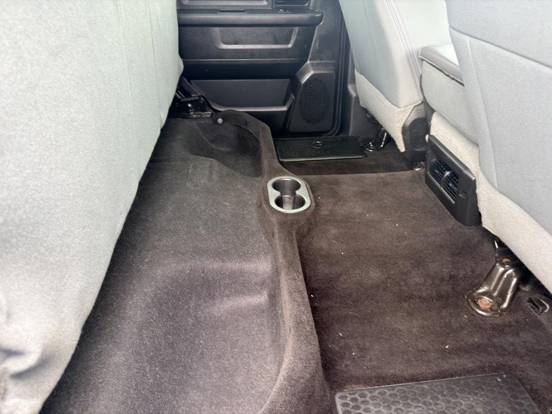 RAM 1500 Tradesman Crew Cab SWB 4WD 2017