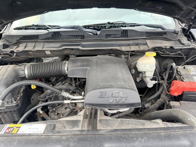 RAM 1500 Tradesman Crew Cab SWB 4WD 2017