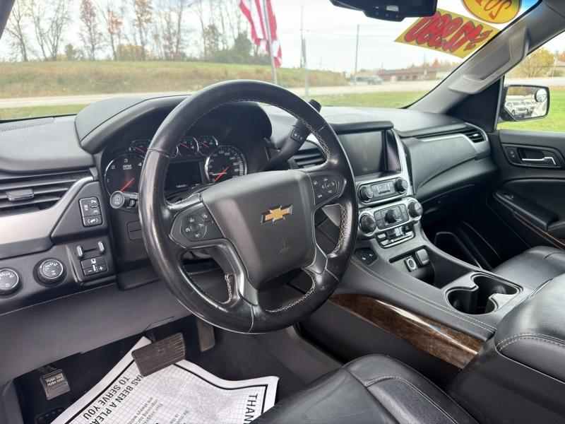 Chevrolet Suburban LT 4WD 2019