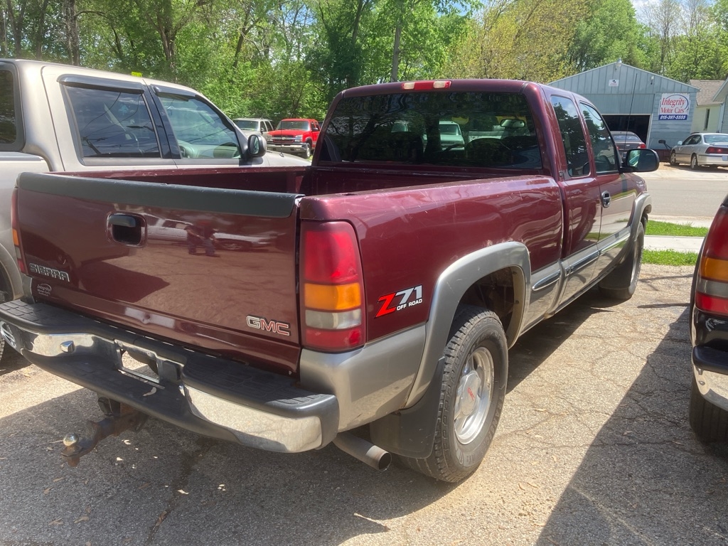 GMC Sierra 1500 SL Ext. Cab Short Bed 4WD 2002