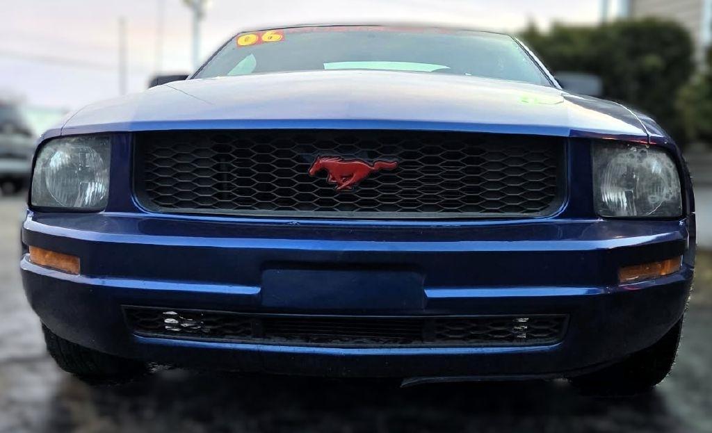 Ford Mustang V6 Standard Coupe 2006