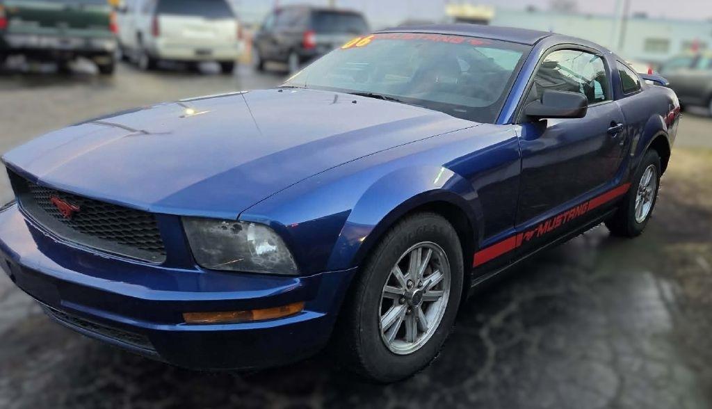 Ford Mustang V6 Standard Coupe 2006