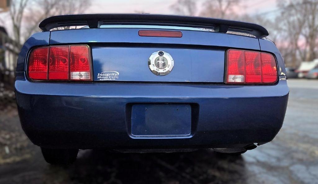 Ford Mustang V6 Standard Coupe 2006