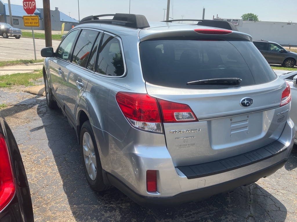 Subaru Outback 2.5i Premium 2012