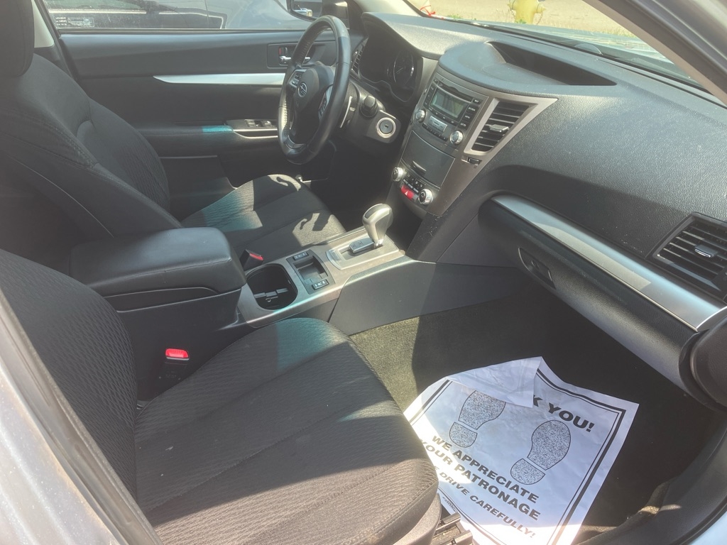 Subaru Outback 2.5i Premium 2012