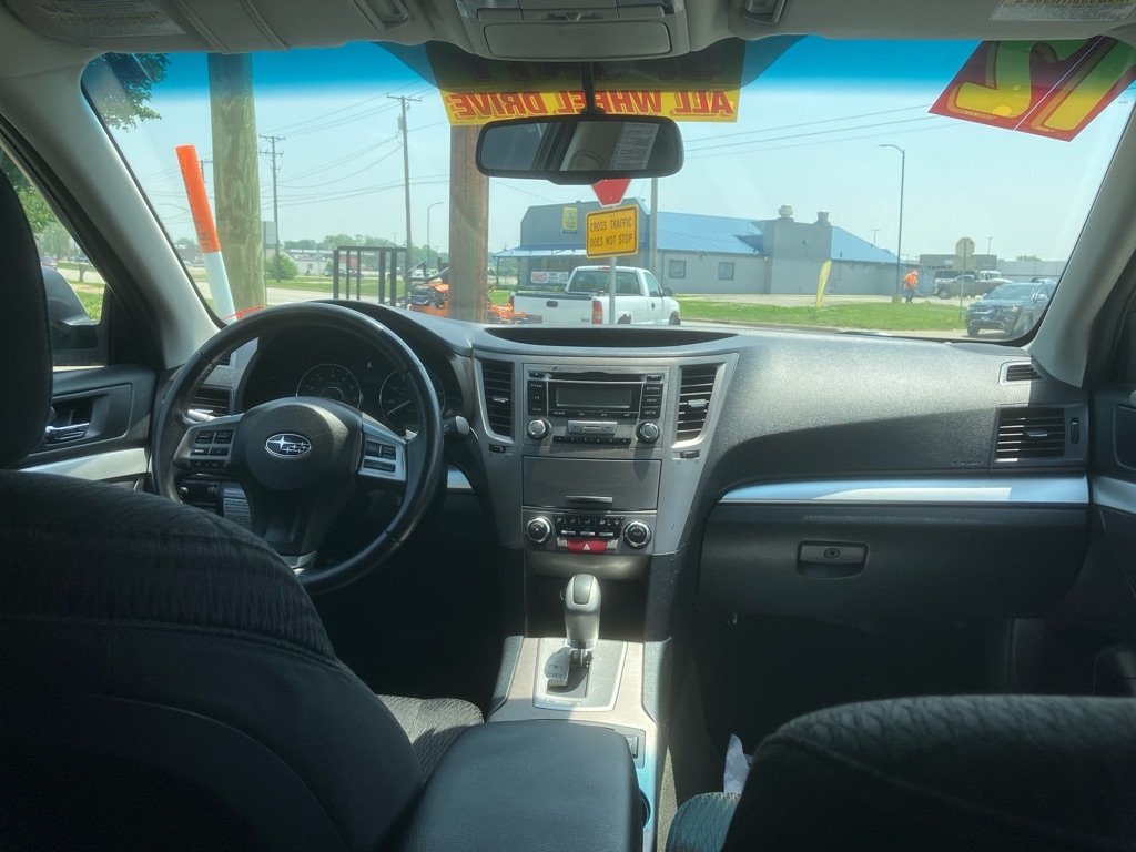 Subaru Outback 2.5i Premium 2012