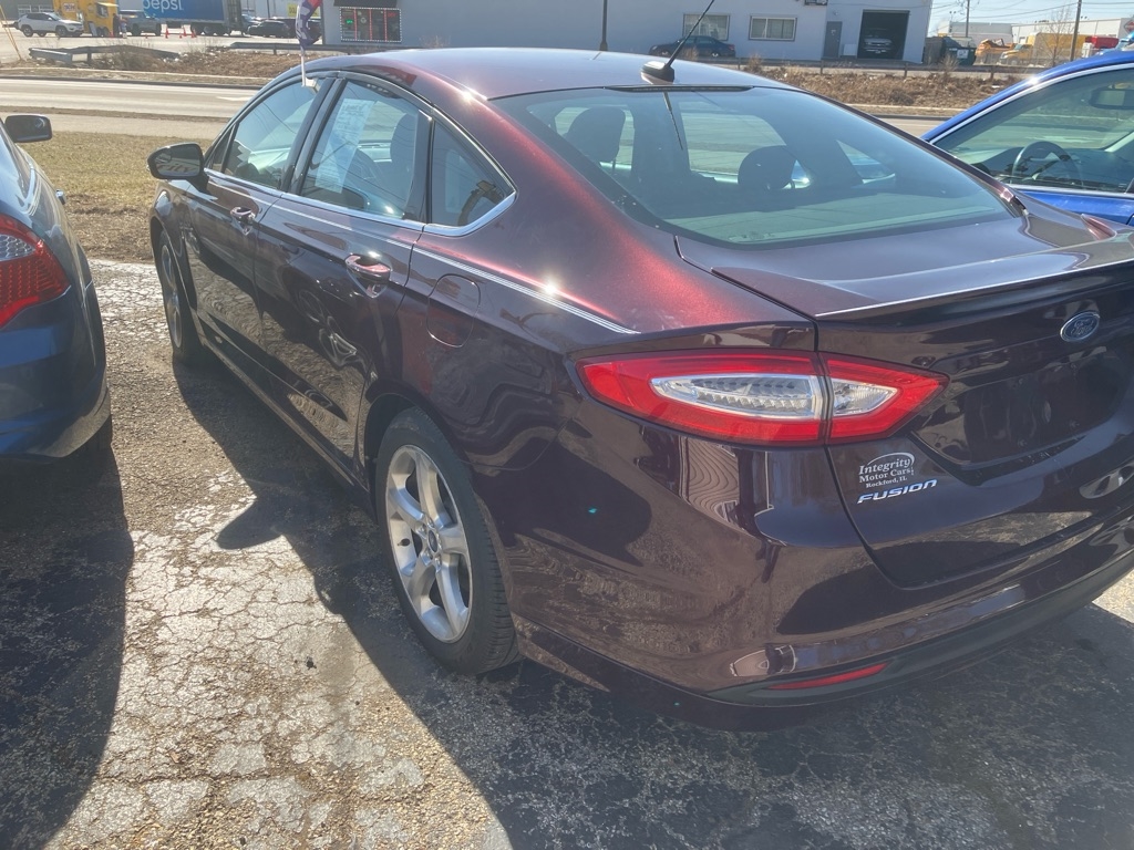 Ford Fusion SE 2013