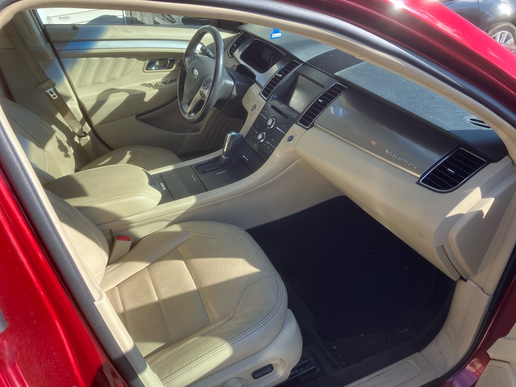 Ford Taurus SEL FWD 2014