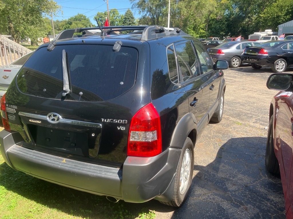 Hyundai Tucson GLS 2.7 2WD 2006 Hyundai Tucson GLS 2.7 2WD 2006