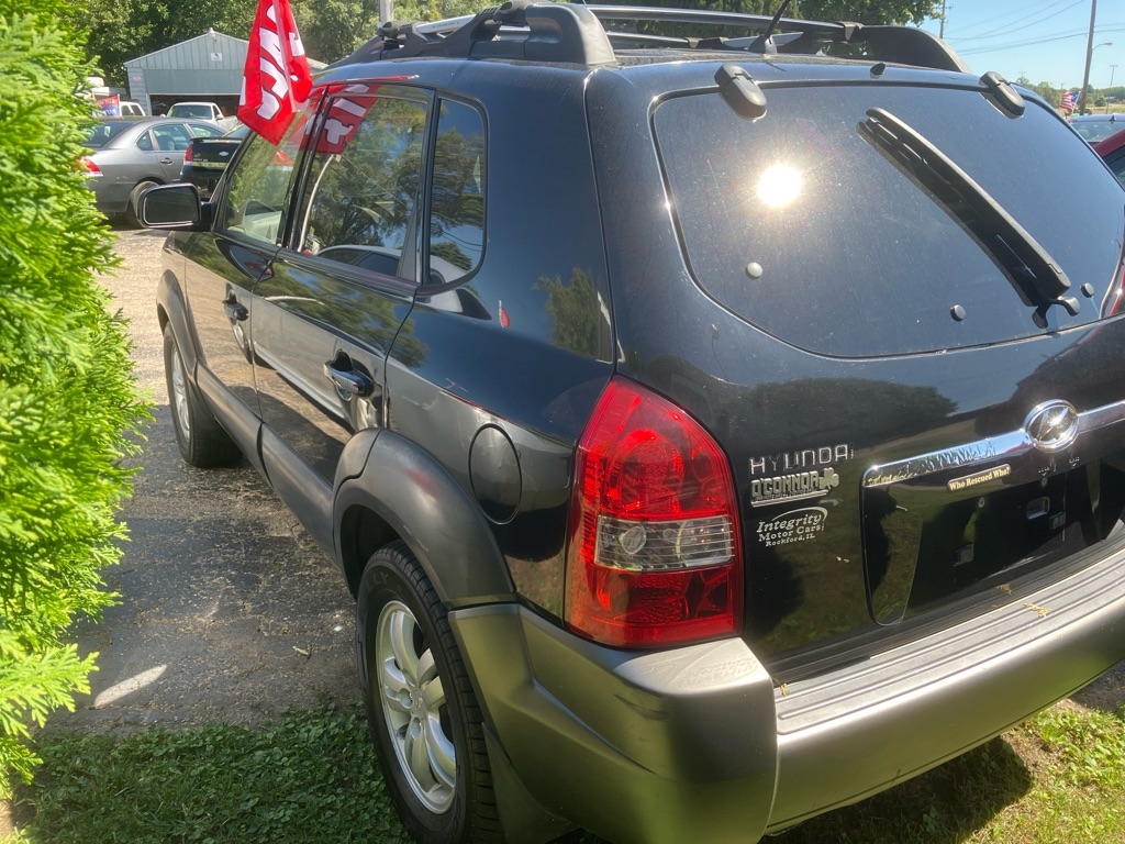 Hyundai Tucson GLS 2.7 2WD 2006 Hyundai Tucson GLS 2.7 2WD 2006