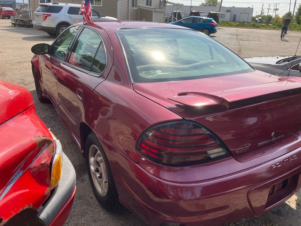 Pontiac Grand Am SE Sedan 2005