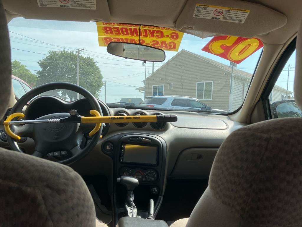 Pontiac Grand Am SE Sedan 2005