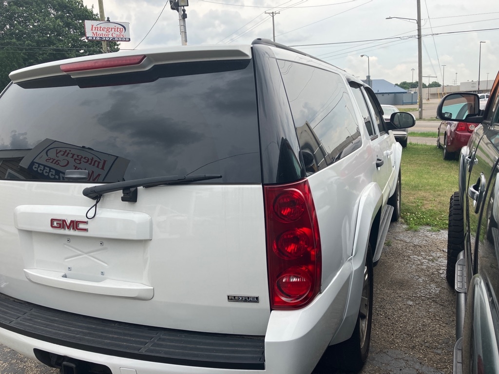 GMC Yukon XL SLE 1/2 Ton 4WD 2007