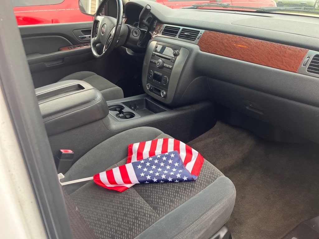 GMC Yukon XL SLE 1/2 Ton 4WD 2007