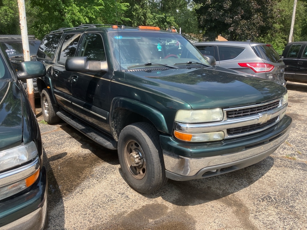 Chevrolet Suburban 2500 2WD 2004