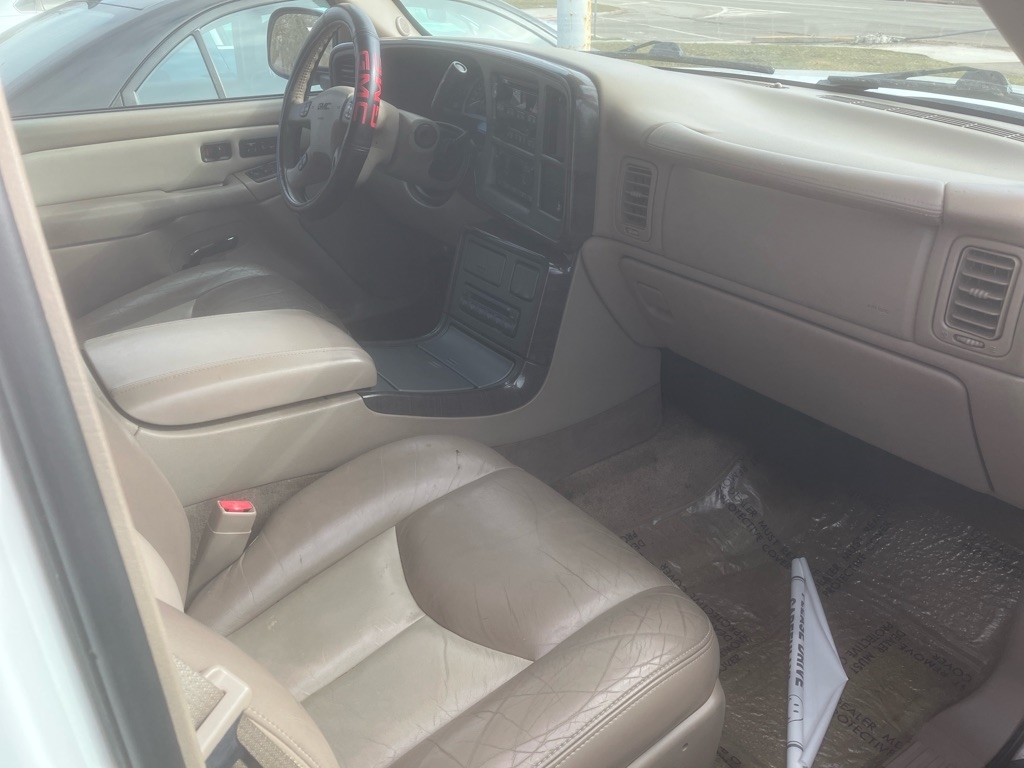GMC Yukon 4WD 2003