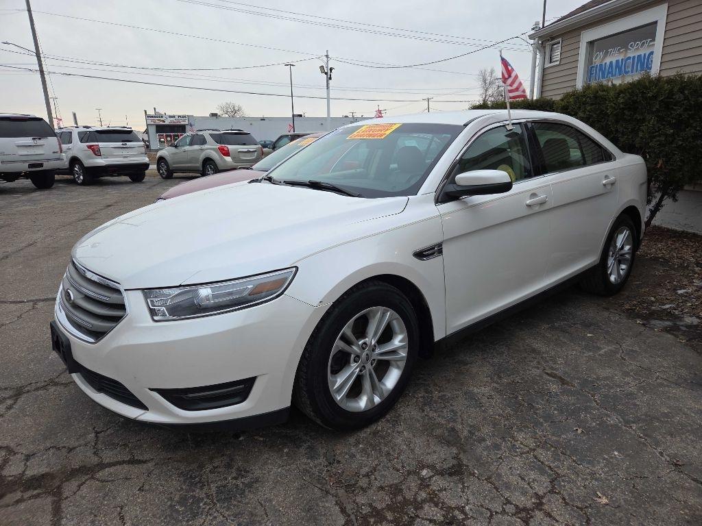 Ford Taurus SEL FWD 2014