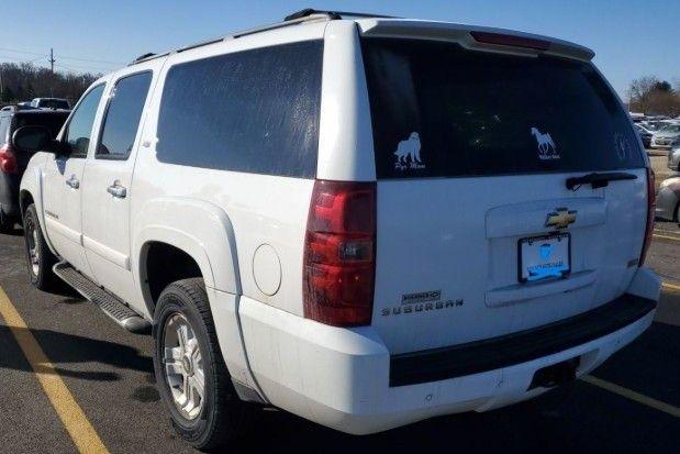 Chevrolet Suburban LS 1500 4WD 2007