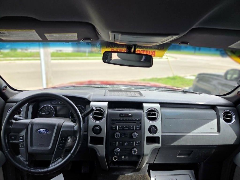 Ford F-150 XL SuperCrew 5.5-ft. Bed 4WD 2012