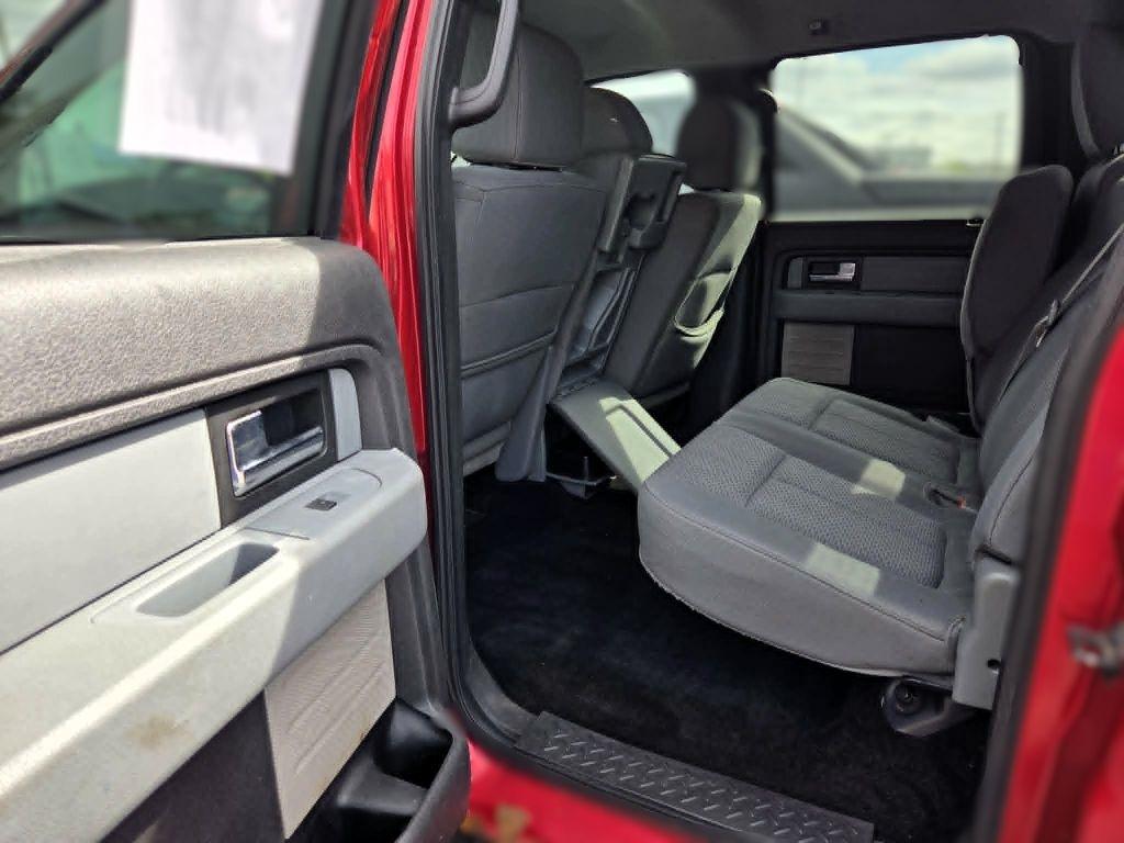 Ford F-150 XL SuperCrew 5.5-ft. Bed 4WD 2012