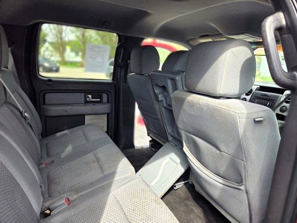 Ford F-150 XL SuperCrew 5.5-ft. Bed 4WD 2012