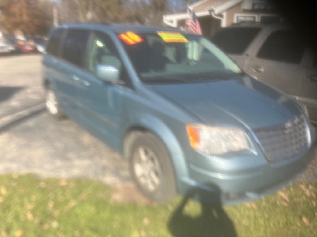 Chrysler Town & Country Touring 2010