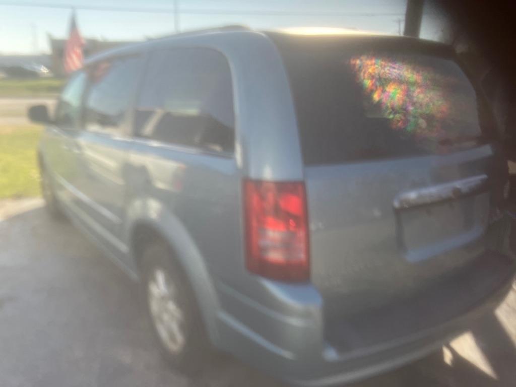 Chrysler Town & Country Touring 2010