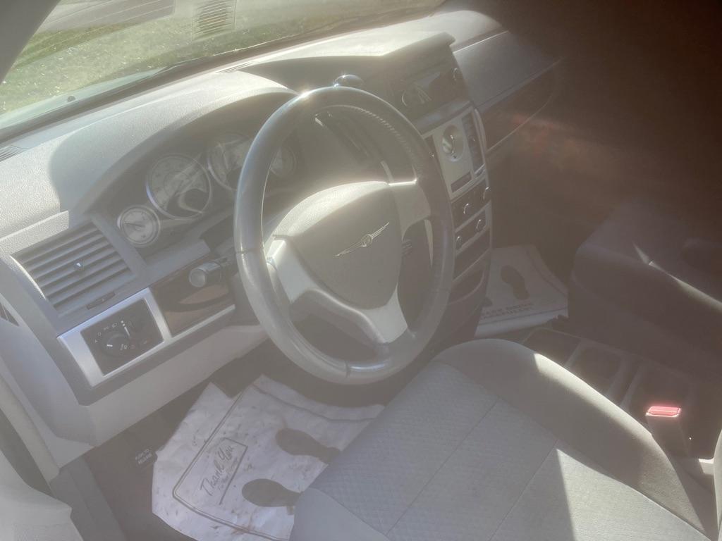 Chrysler Town & Country Touring 2010