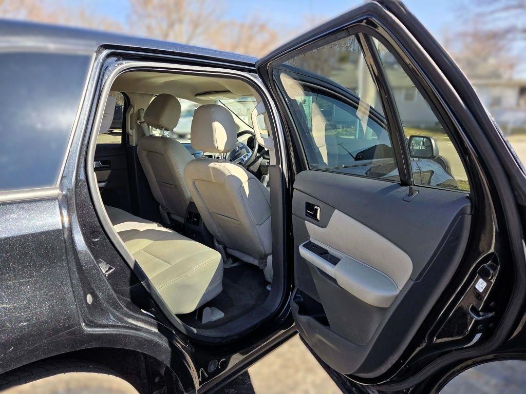 Ford Edge SE FWD 2013