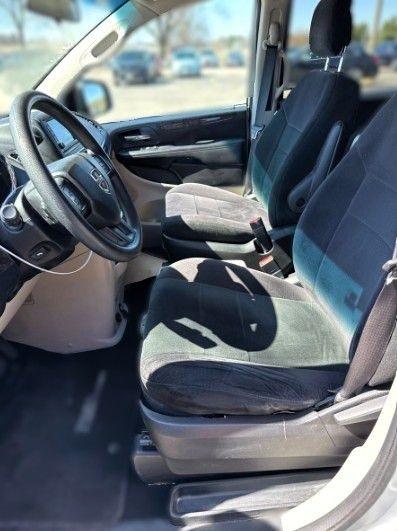 Dodge Grand Caravan Mainstreet 2011