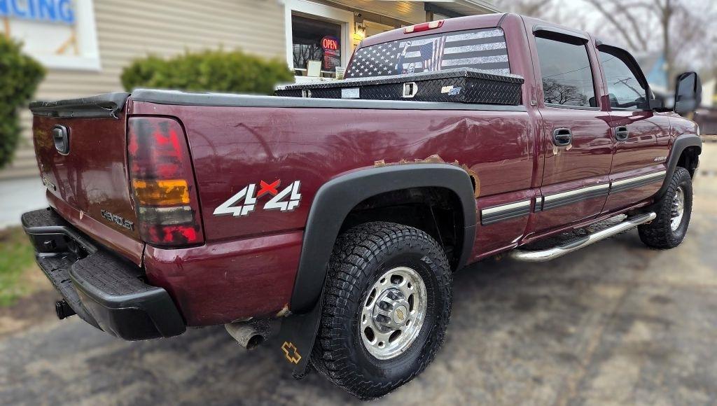 Chevrolet Silverado 1500 HD LT Crew Cab 4WD 2002