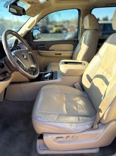 Chevrolet Suburban LTZ 1500 4WD 2009