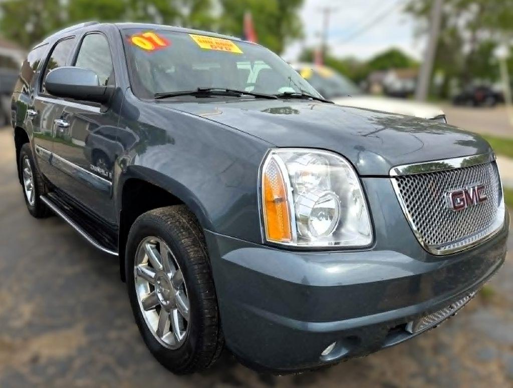 GMC Yukon Denali AWD 2007