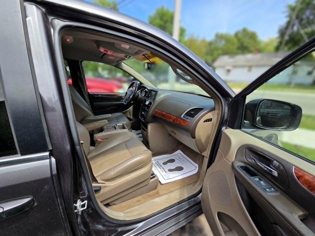Chrysler Town & Country Touring 2015