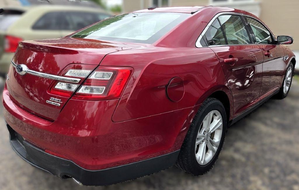 Ford Taurus SEL FWD 2014