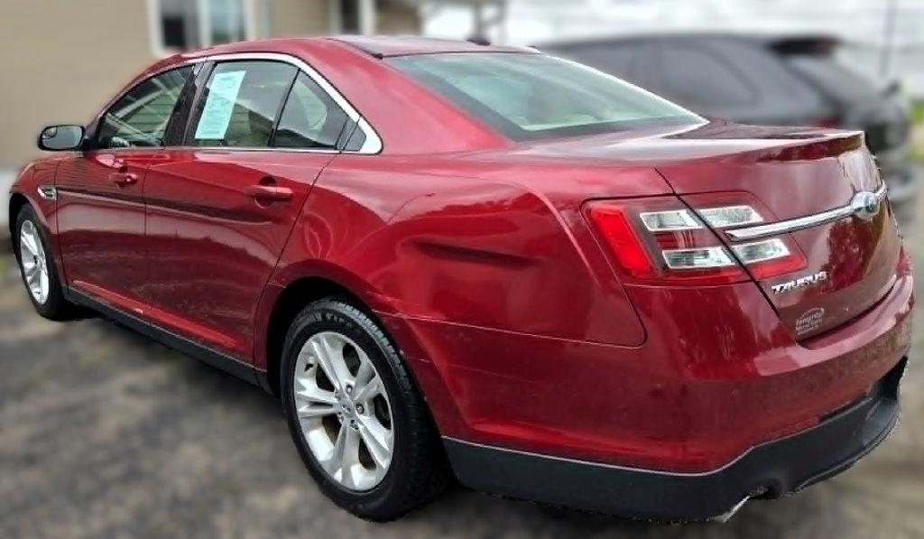 Ford Taurus SEL FWD 2014