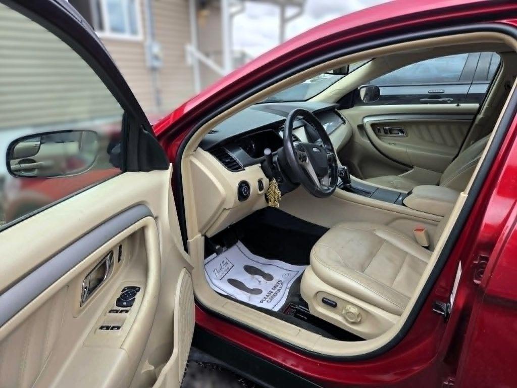 Ford Taurus SEL FWD 2014