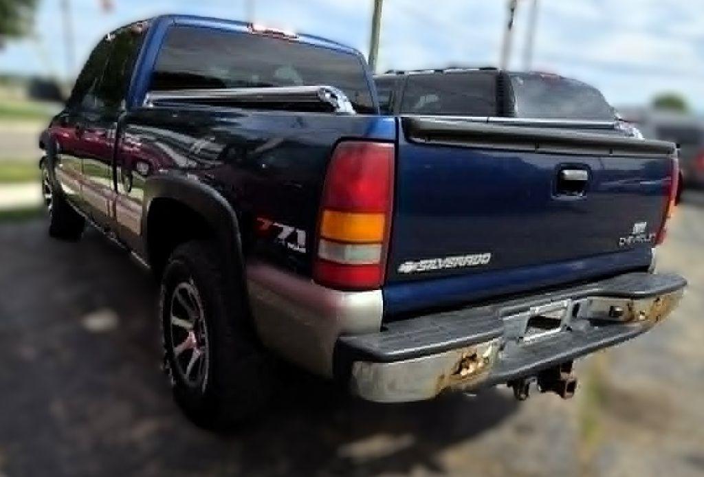 Chevrolet Silverado 1500 LT Ext. Cab Long Bed 4WD 2002