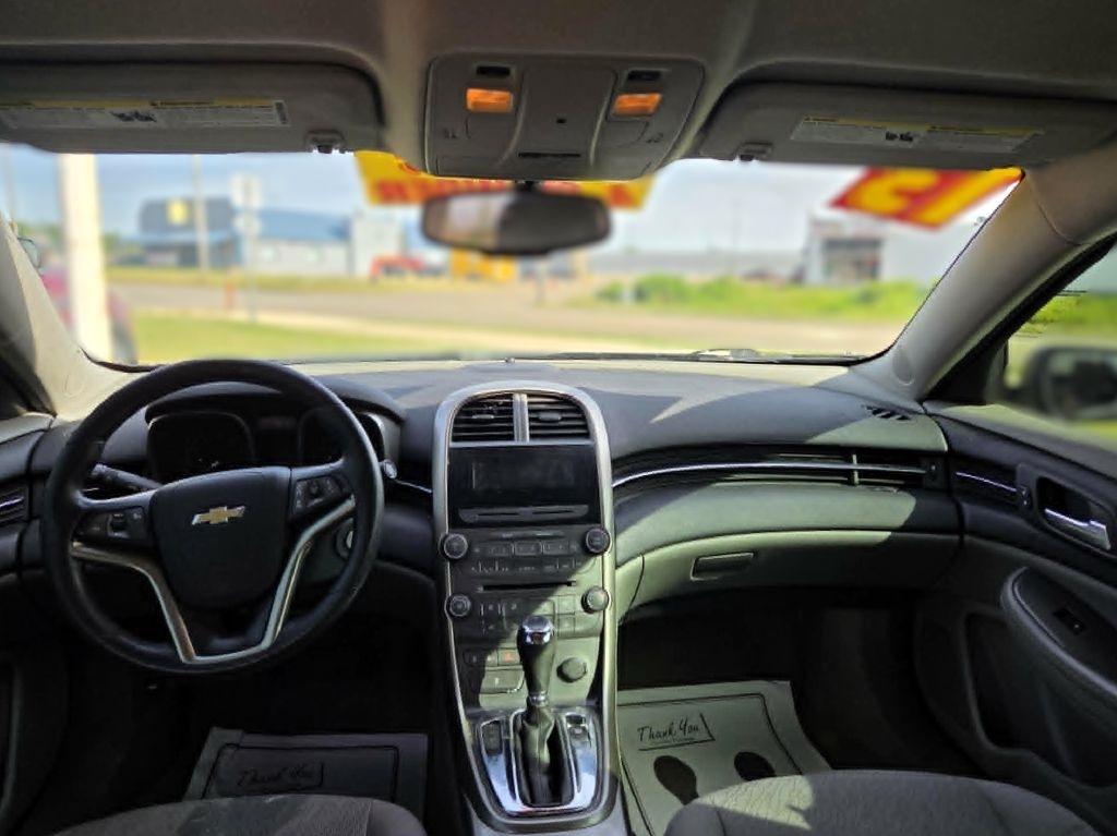 Chevrolet Malibu LS 2013