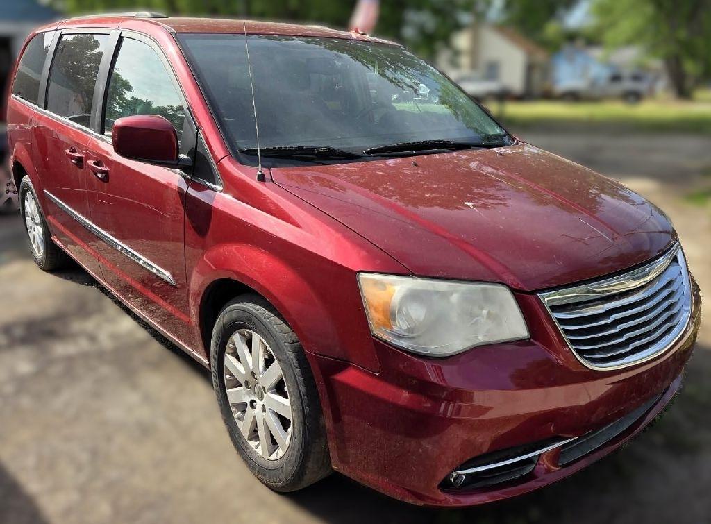 Chrysler Town & Country Touring 2013