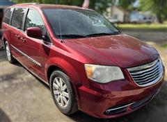 2013 Chrysler Town & Country 